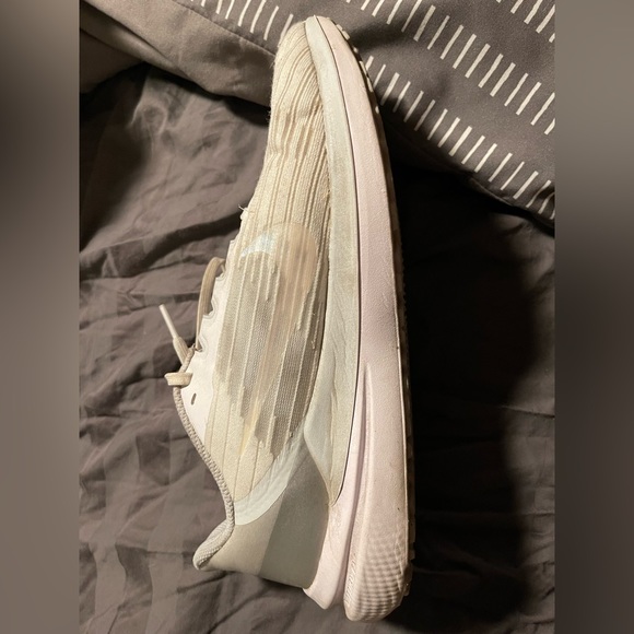 Nike Running Shoe - Picture 2 of 3